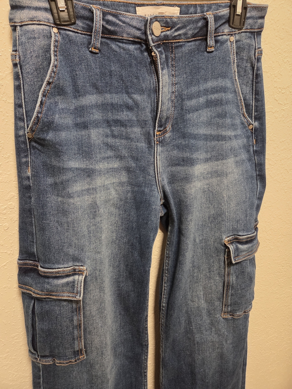 Risen High-Rise Wide-Leg Cargo Jeans - Picture 3 of 6